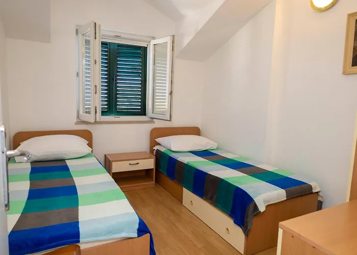 Apartments Jaksic - Zile