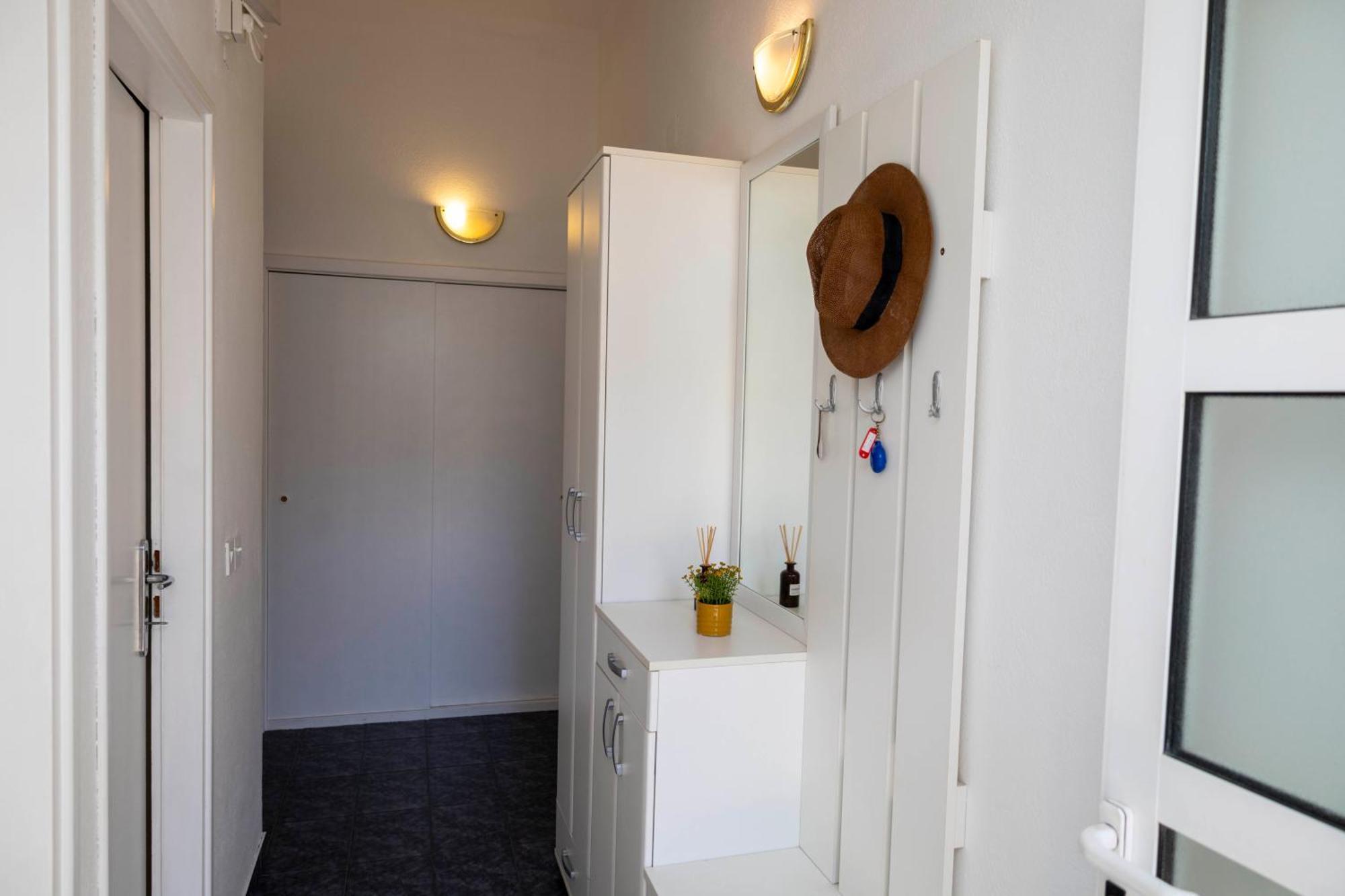 Apartment Jaksic - Zile Supetar