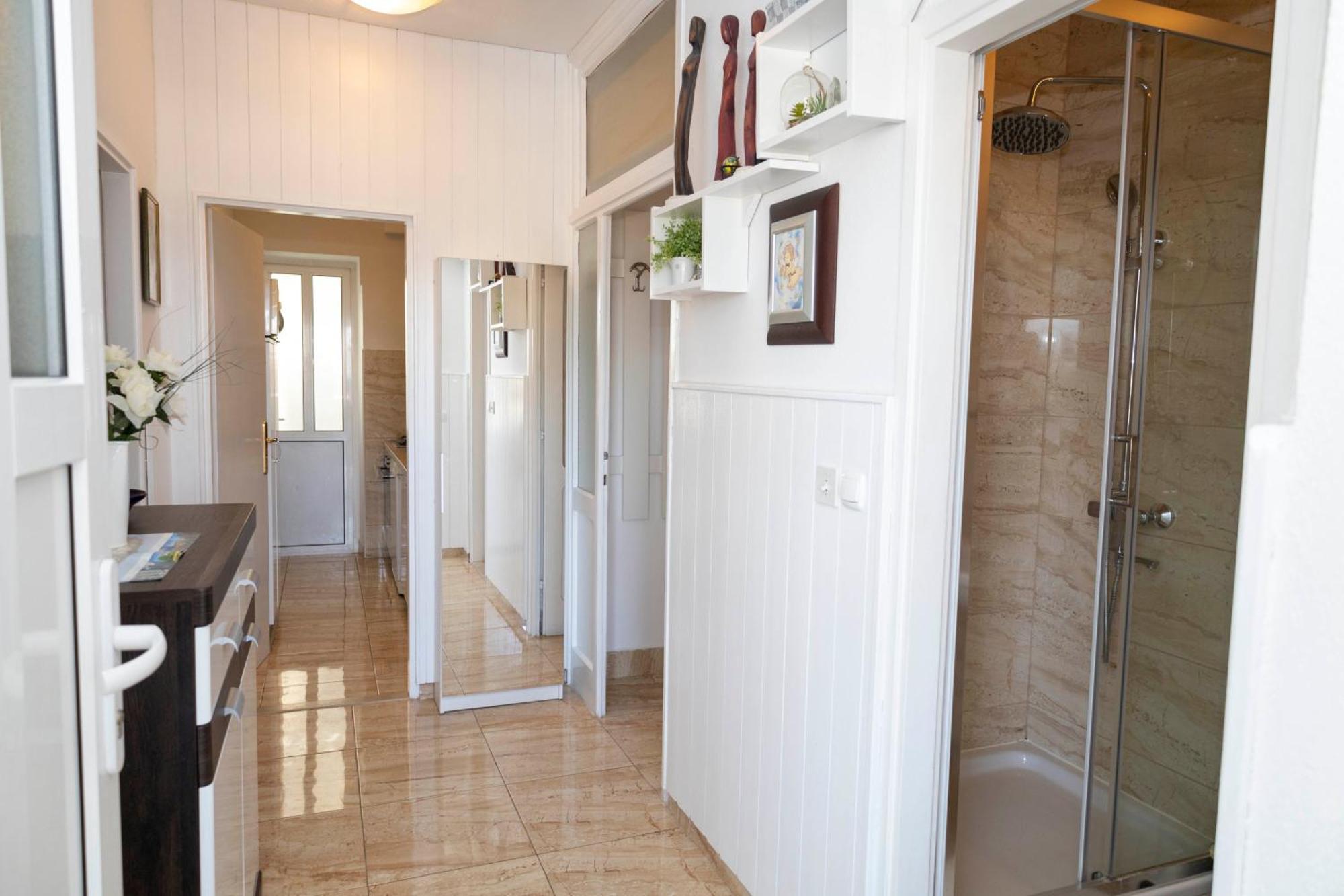Jaksic - Zile Apartment Supetar