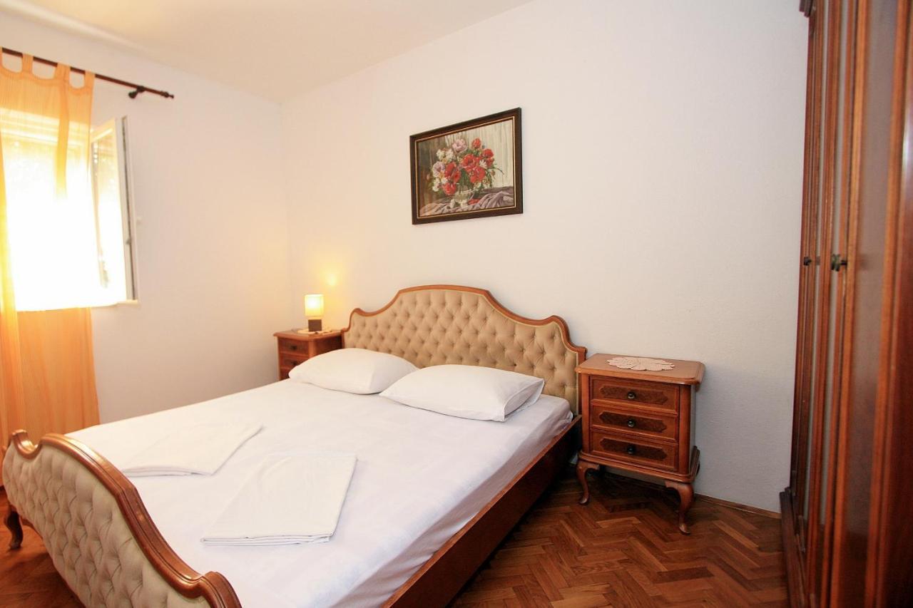 Apartment Jaksic - Zile Supetar